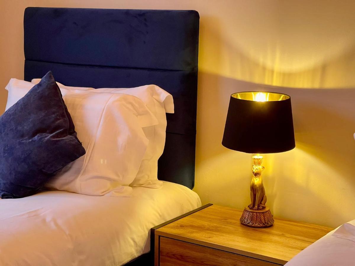 Meanwood Kist Accommodates - Stylish Headingley Apartment - Parking - 500 Mps Wifi מראה חיצוני תמונה