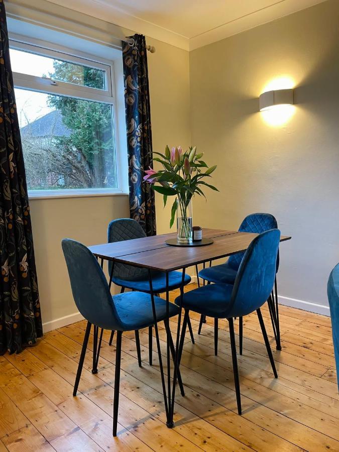 Meanwood Kist Accommodates - Stylish Headingley Apartment - Parking - 500 Mps Wifi מראה חיצוני תמונה