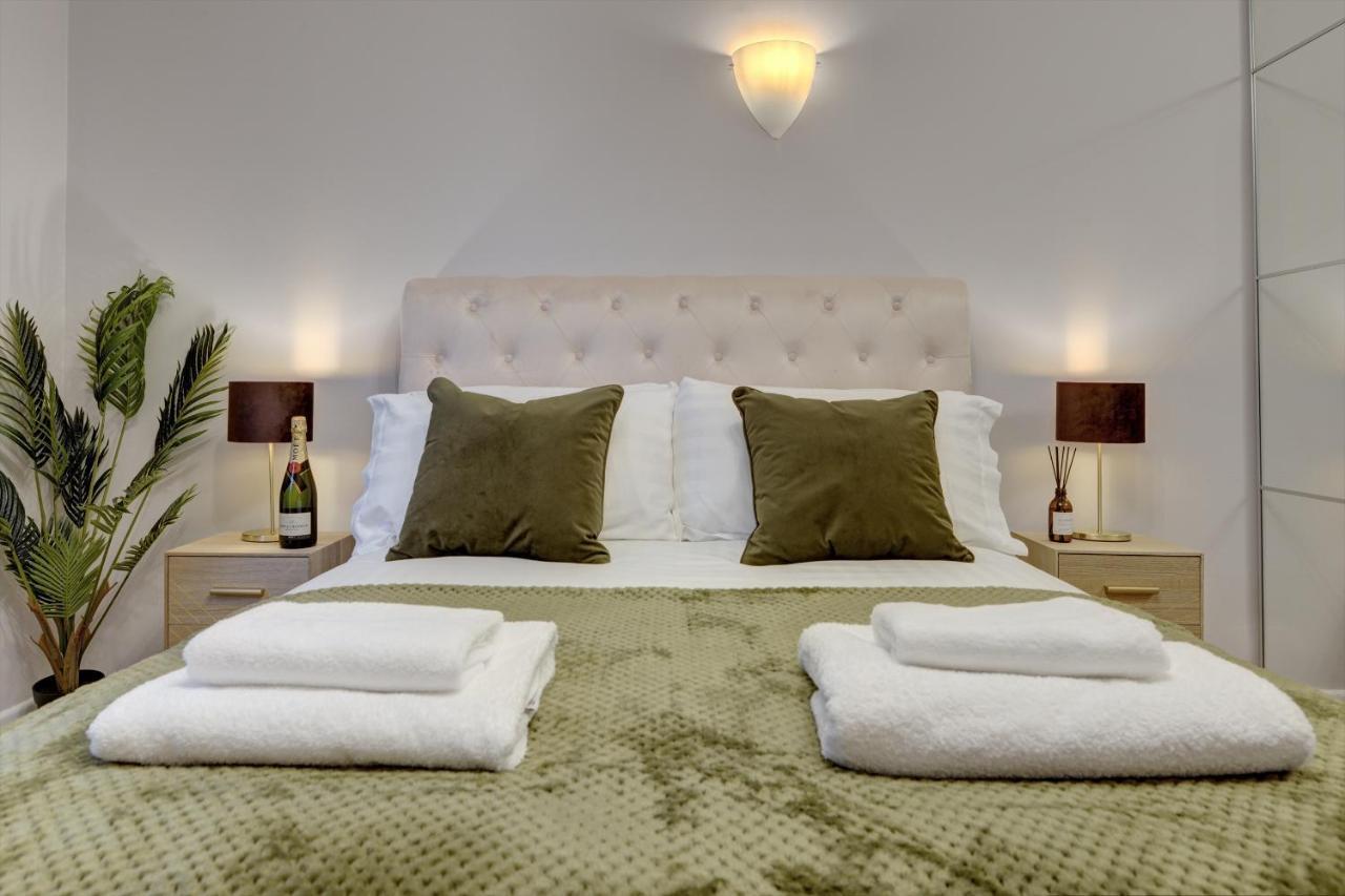 Meanwood Kist Accommodates - Stylish Headingley Apartment - Parking - 500 Mps Wifi מראה חיצוני תמונה
