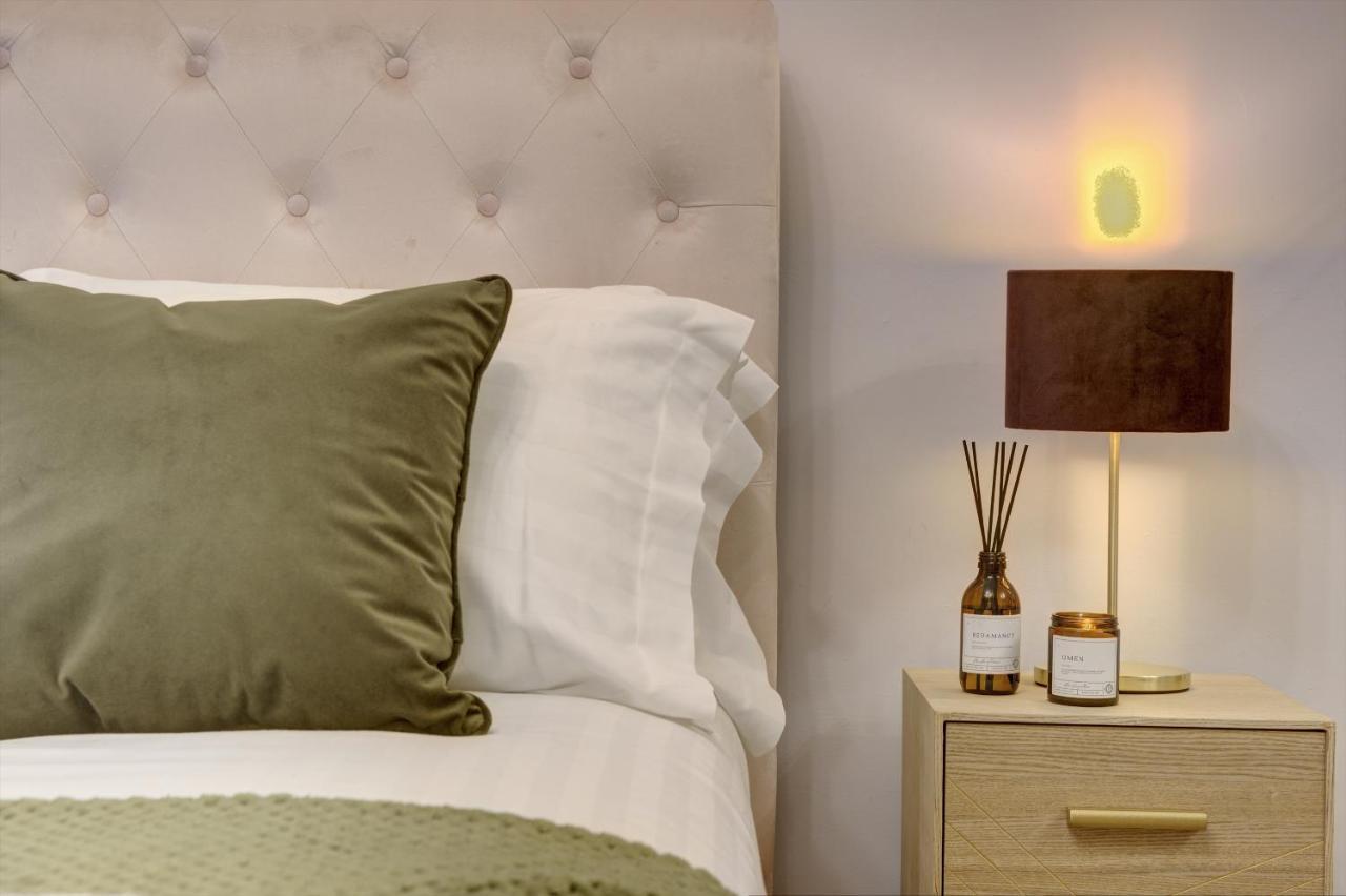 Meanwood Kist Accommodates - Stylish Headingley Apartment - Parking - 500 Mps Wifi מראה חיצוני תמונה